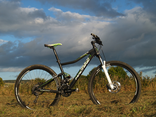 test kola rock machine tsunami f70