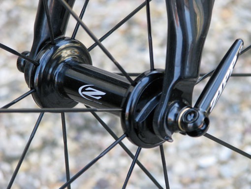 kola zipp 303